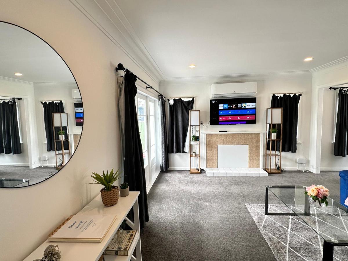 Villa Auckland Sylvia Park Mall Extérieur photo